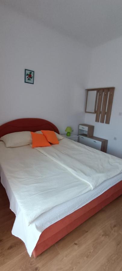 Galesic Apartments & Rooms Korenica Exterior foto